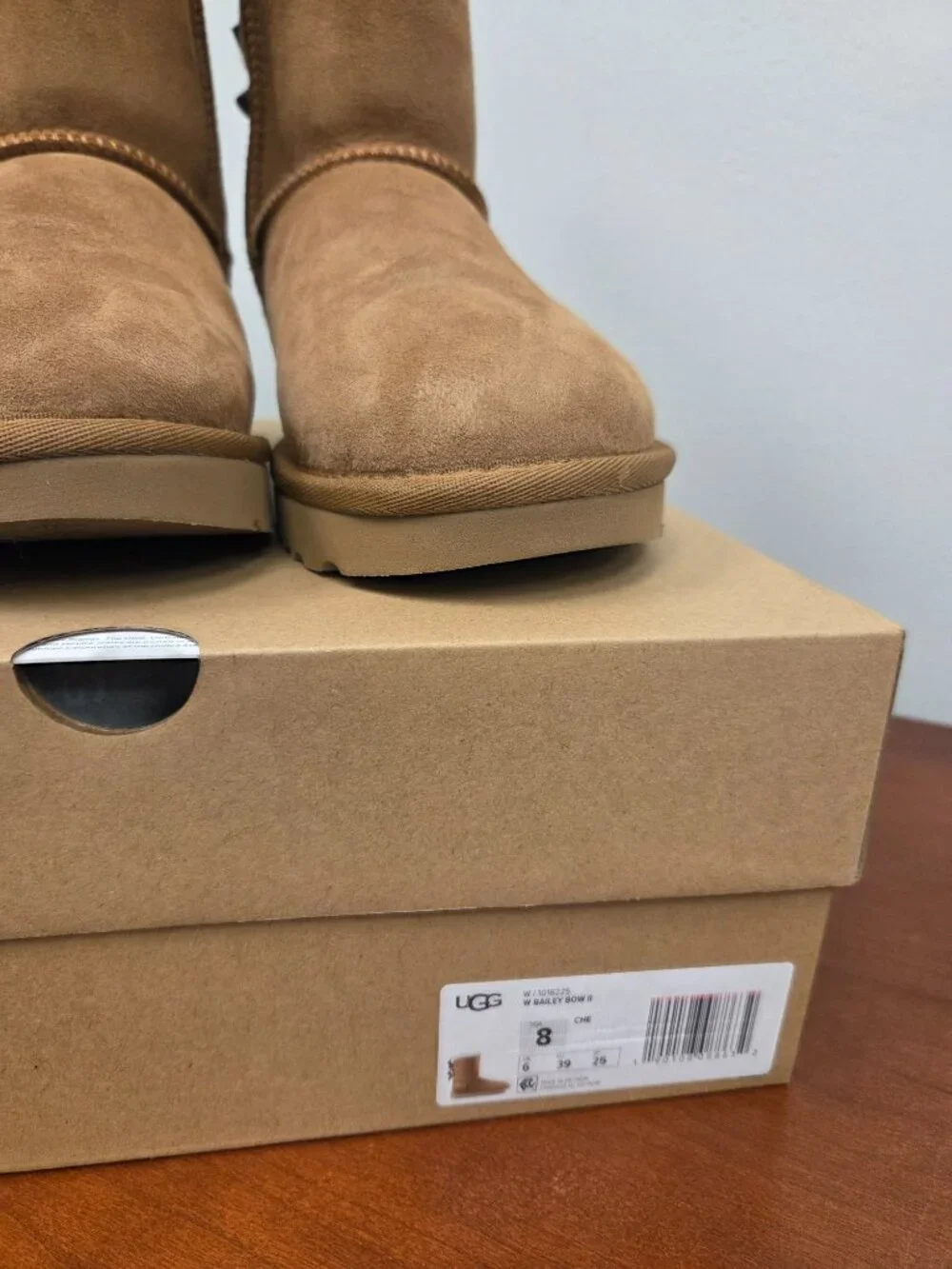 UGG  W Balley Bow II Chestnut New In Box Women's Size 8